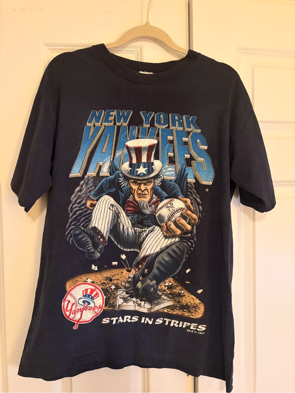 Vintage Men’s NY Yankees Salem Sportswear Graphic Tee